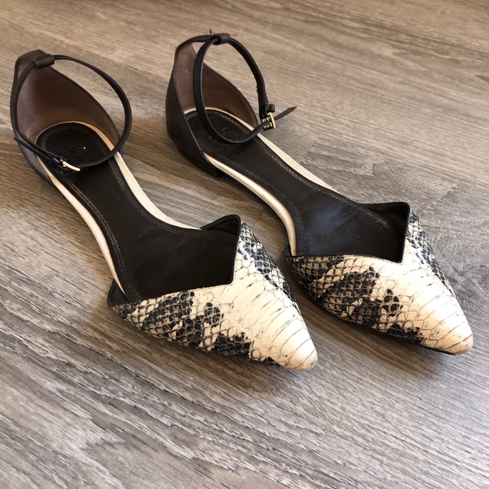 TORY BURCH snake skin flats